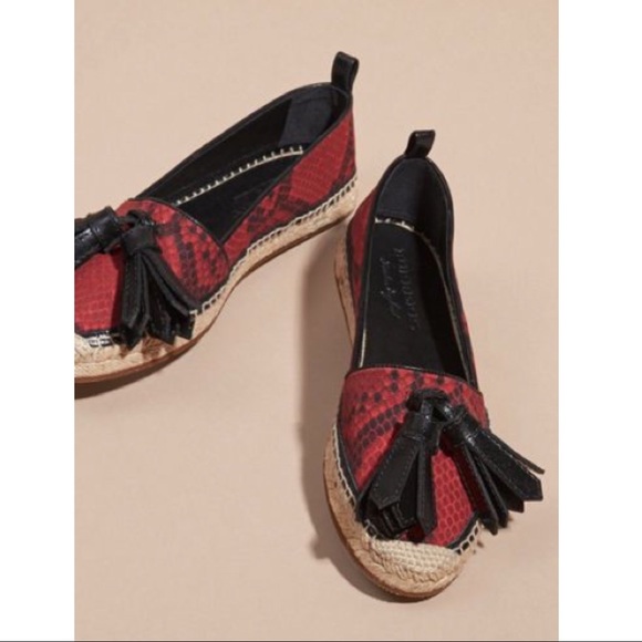 Burberry Tasseled Python Print Espadrilles In Red - Picture 3 of 6